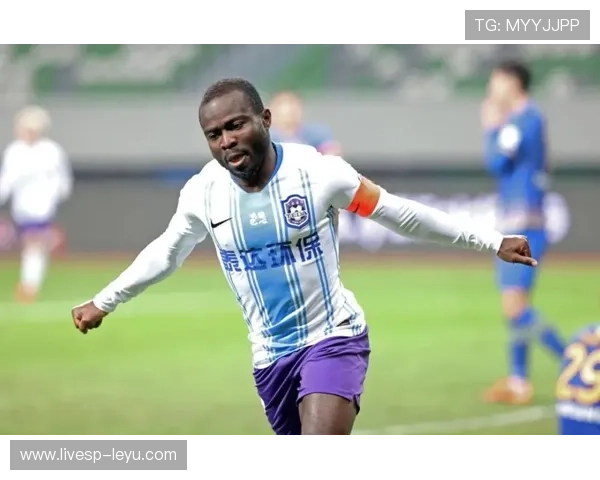 中超转会最新动态：多名球员更换东家，转会市场热度持续升温